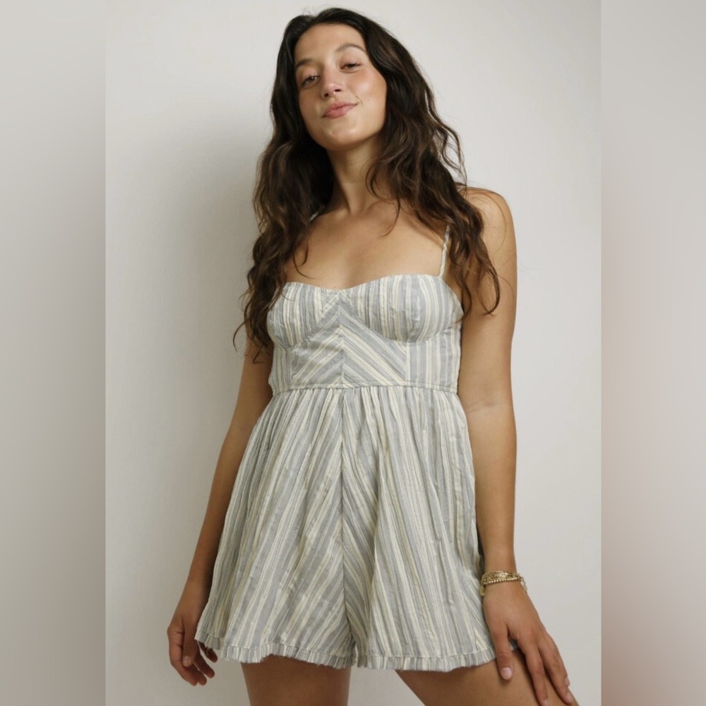 URBAN OUTFITTERS Lorelei Crinkle Cotton Striped Romper